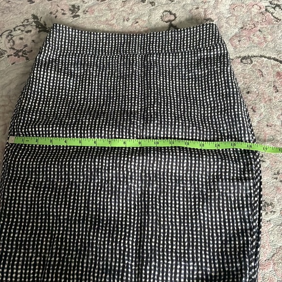 Loft Gingham Patterned Pencil Skirt - Picture 11 of 12